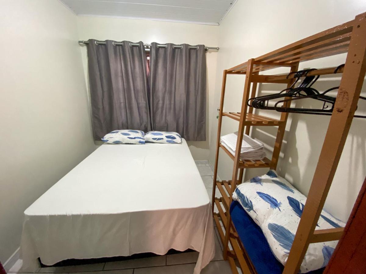 SUA CASA DE FÉRIAS 5 MINUTOS a pé do BETO CARRERO! Penha  Exterior foto
