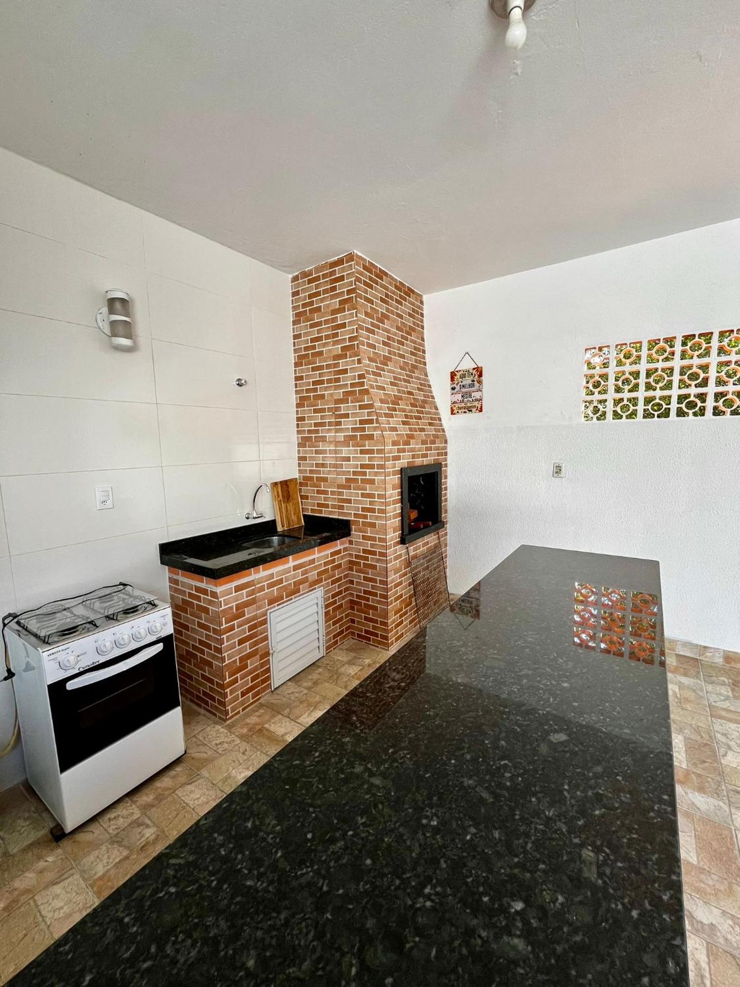SUA CASA DE FÉRIAS 5 MINUTOS a pé do BETO CARRERO! Penha  Exterior foto