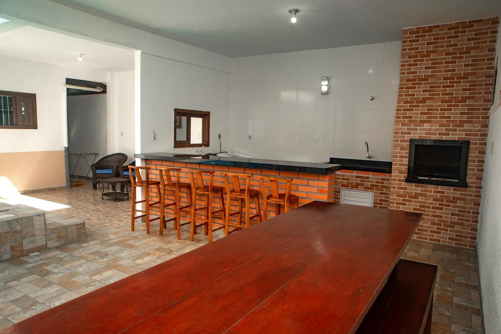 SUA CASA DE FÉRIAS 5 MINUTOS a pé do BETO CARRERO! Penha  Exterior foto